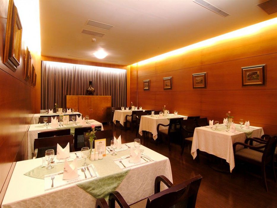 King'S Town Hotel Гаосюн Екстер'єр фото