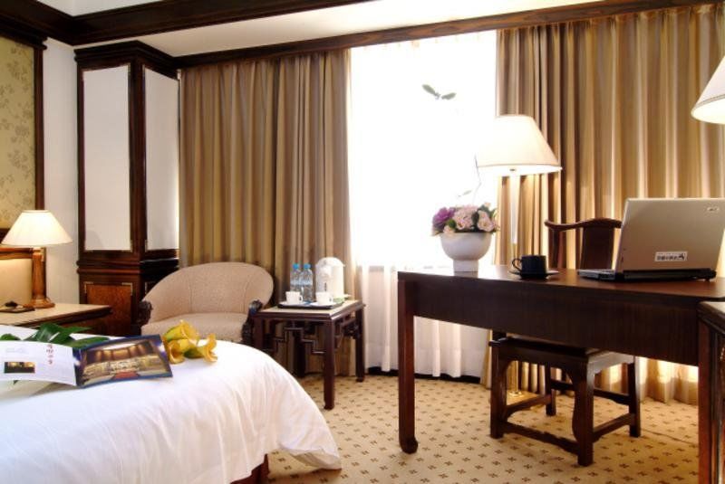 King'S Town Hotel Гаосюн Екстер'єр фото
